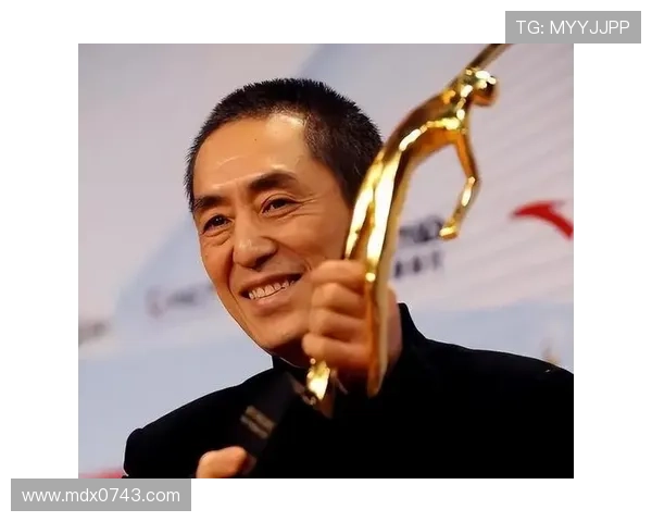 成都羽毛球队逆袭之路揭秘：从默默无闻到赛场辉煌的奋斗历程